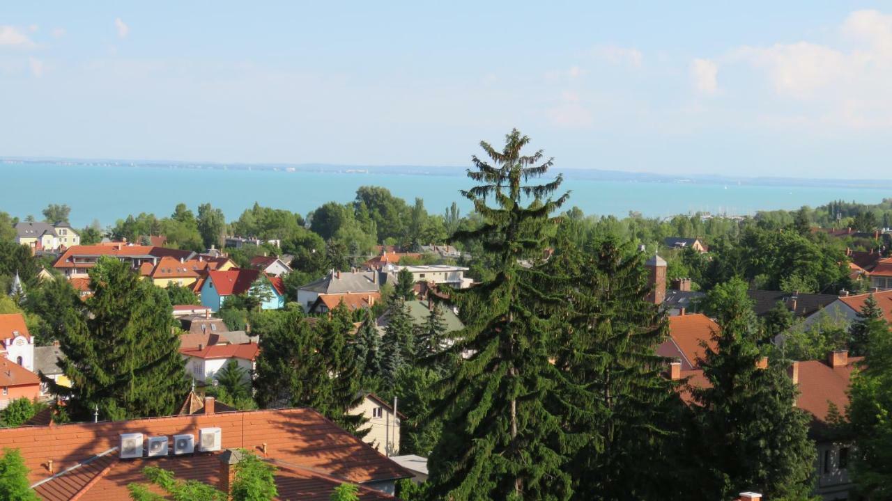 Hotel Prima Porta Vendeghaz à Balatonalmádi Extérieur photo